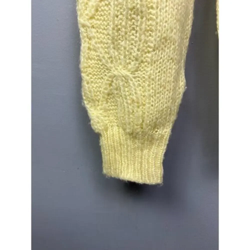 Vintage Cristina's Cable Knit Sweater Womens Medium Yellow‎ Puff sleeve Pullover